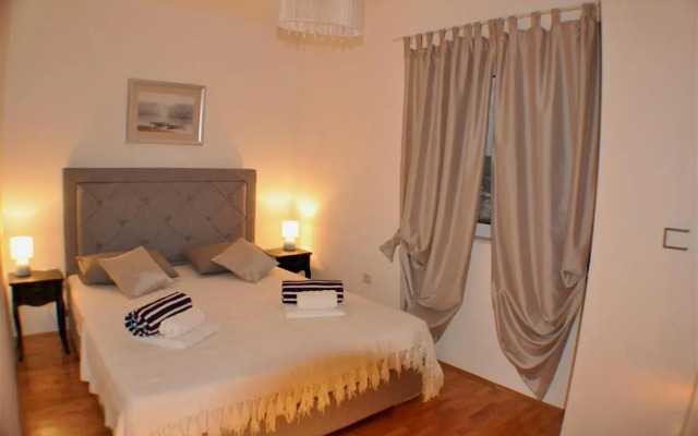 Holiday home Harmony