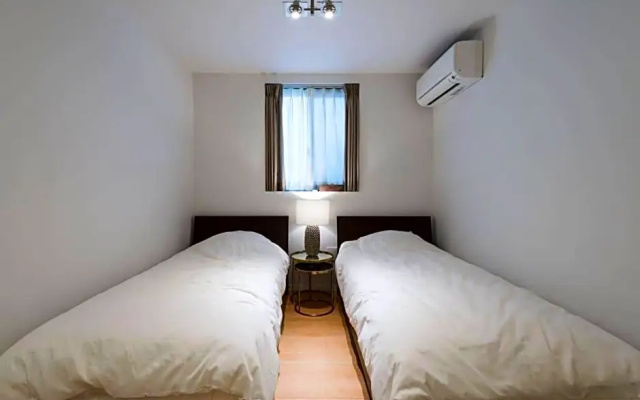 Shibuya Apartment TW7