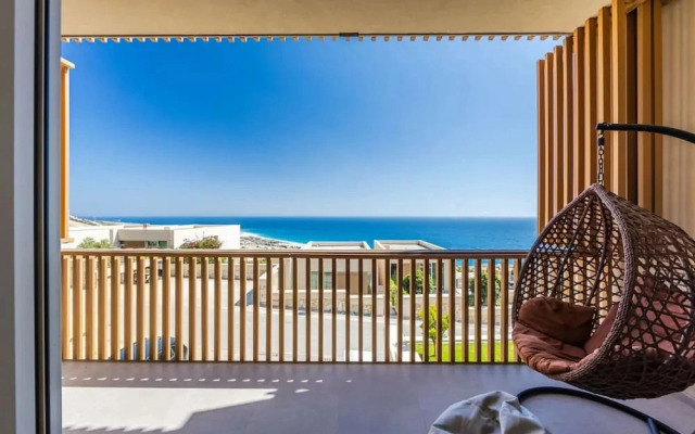 Sea View Panorama Green Coast 2BR Patio Retreat