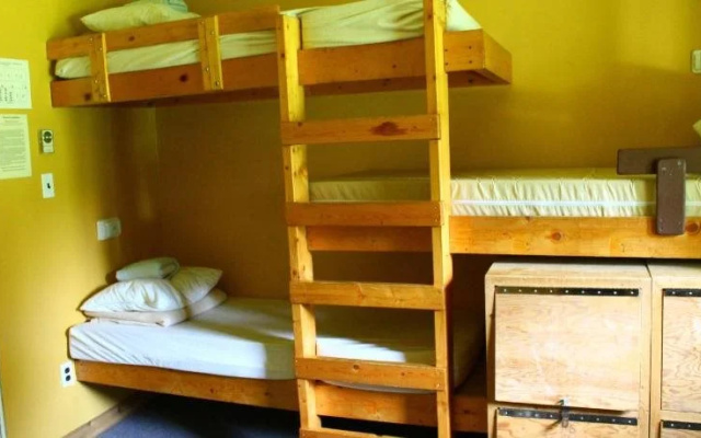 Hi Nordegg Shunda Creek Hostel