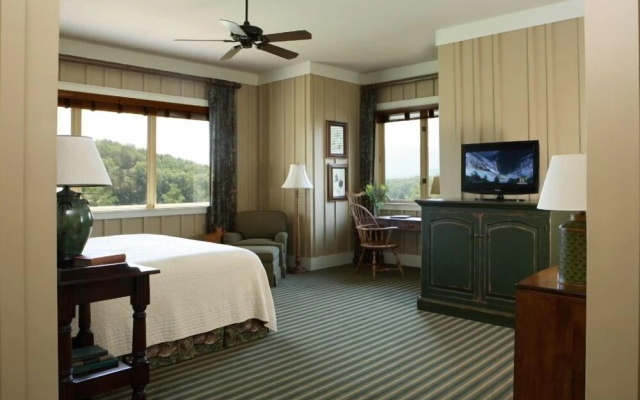 Bright's Creek Lodge