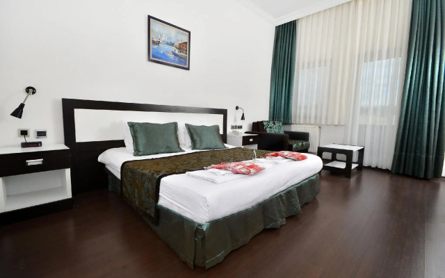 Doc'S Hotel Thermal Clinic
