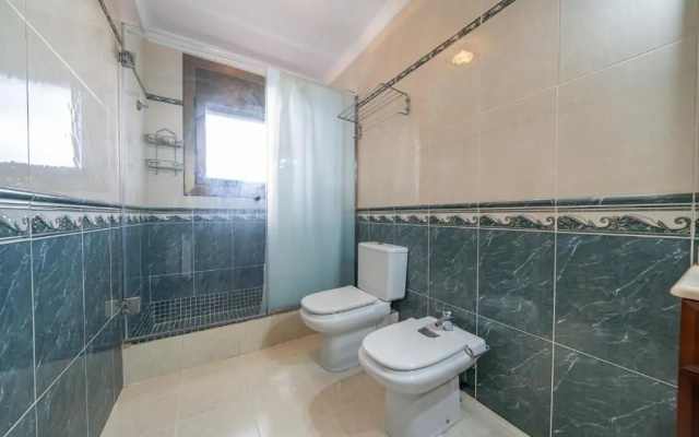 HomeHolidaysRentals Arenal - Costa Barcelona