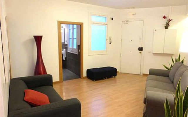 Super Balmes Guest House