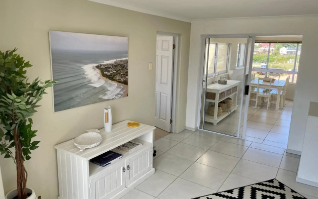 'On Point' Beach House - Jeffreys Bay