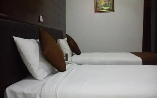 Abinand Grand Hotel