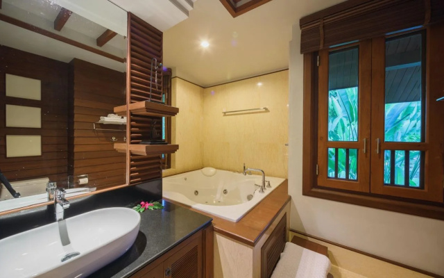 Khum Nakorn Villa