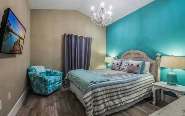 Southern Exposure Apartment 5