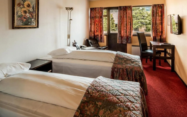 Sande Hotel