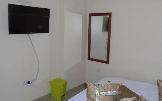 Royal Residence Hotel