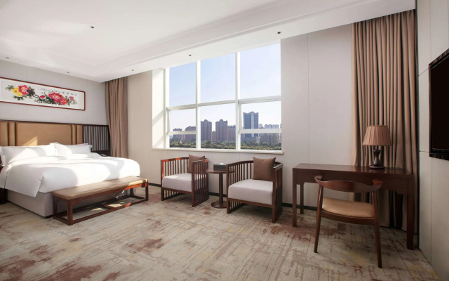 Ramada Encore by Wyndham Linqu Downtown