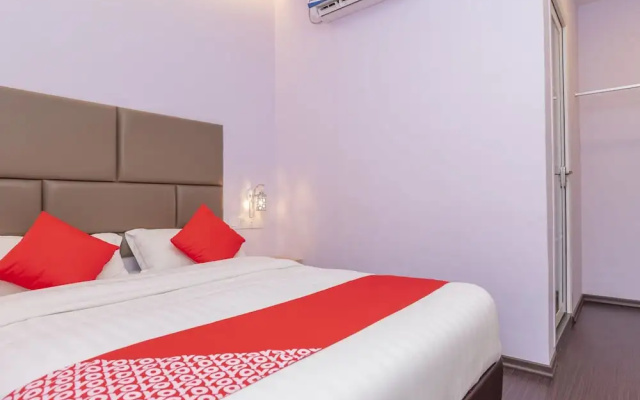 OYO 89423 Zenz Hotel