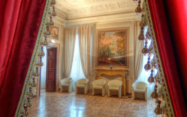 Palazzo Maffei