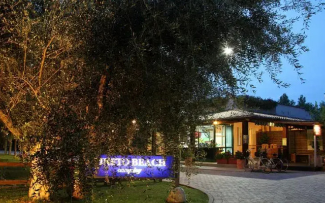 Pineto Beach Village & Camping