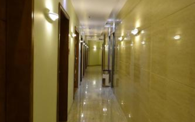 Hotel H