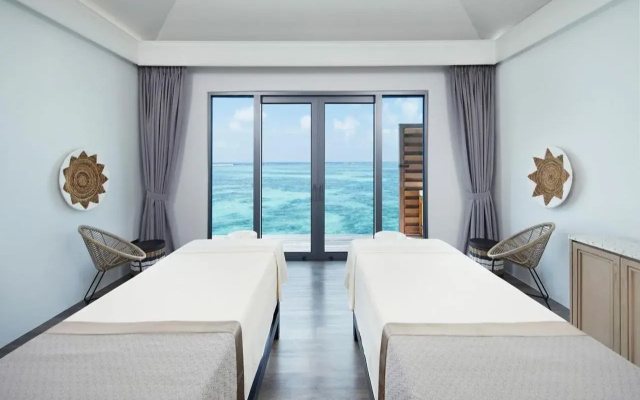 Le Meridien Maldives Resort & Spa