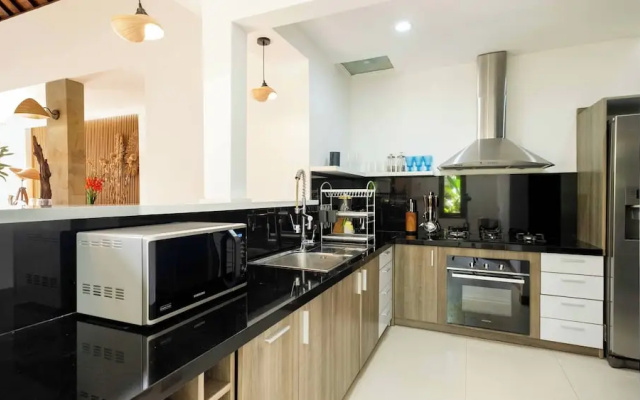 Villa Camilla 2 by Villa Finder