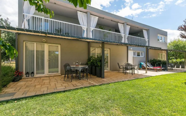 Apartments Dama