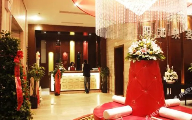 Quanming Hotel