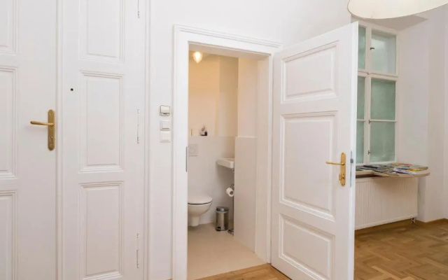 De Luxe Suite Staatsoper by Welcome2Vienna
