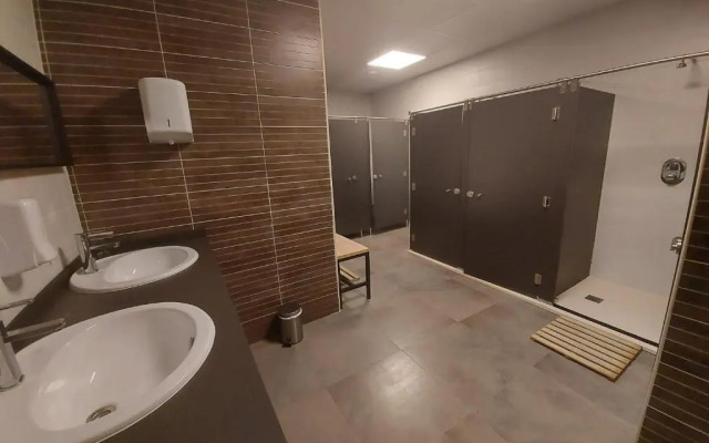 albergue gbc hostel