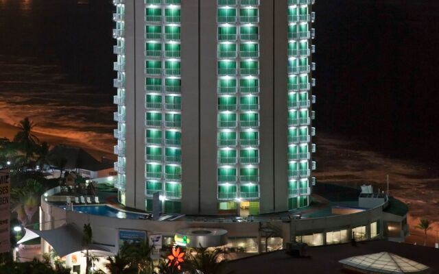 Отель Calinda Beach Acapulco вид на фасад