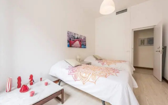 MF Apartaments Gran Via