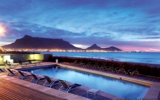 Lagoon Beach Hotel & Spa in Cape Town, South Africa from 132$, photos, reviews - zenhotels.com pool