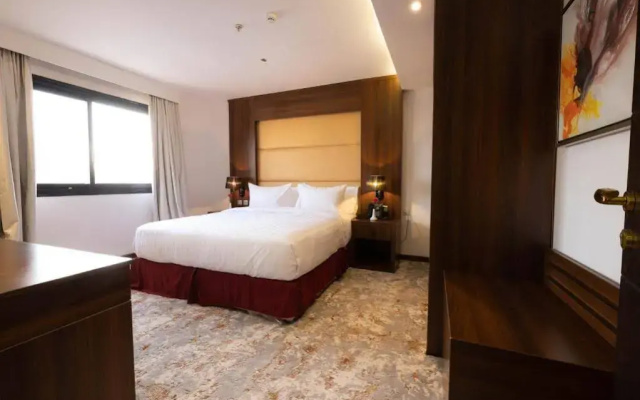 Mira Business Hotel
