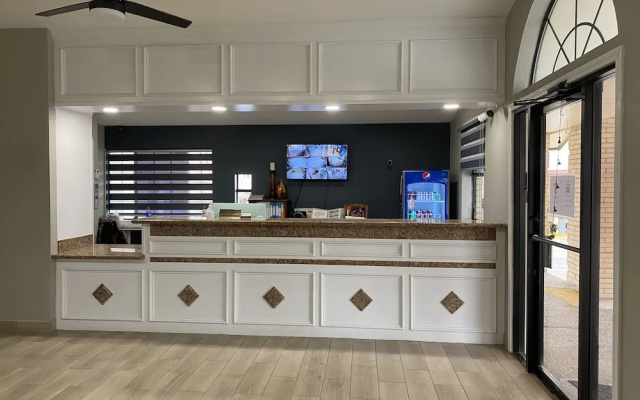 Falcon Executive Inn