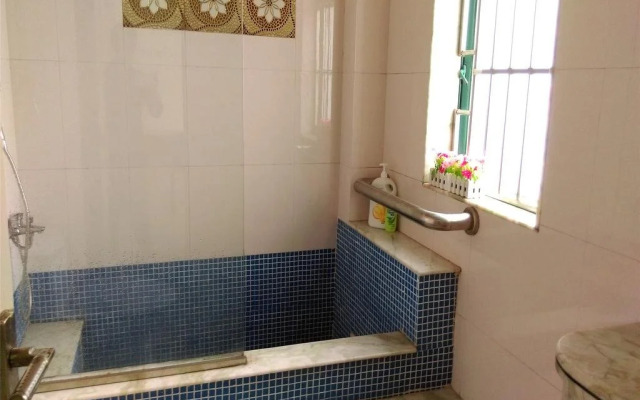 Zhuhai Fuhuali Youth Hostel