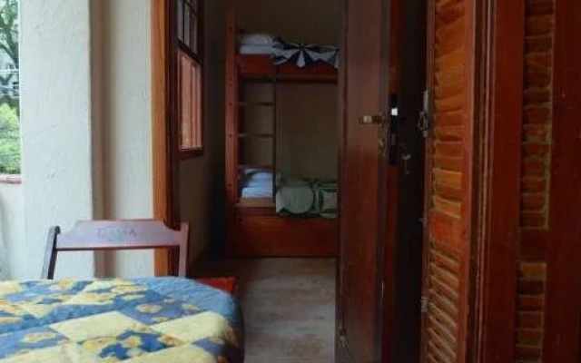 Escambo Hostel