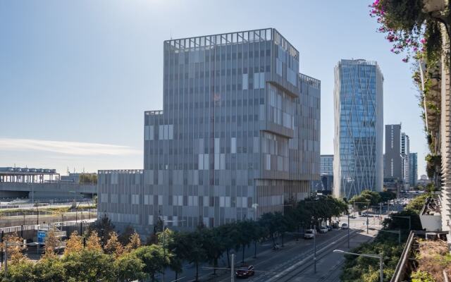 Отель Rent Top Apartments Forum Испания, Сан-Адриан-де-Бесос - отзывы, цены и фото номеров - забронировать отель Rent Top Apartments Forum онлайн вид на фасад