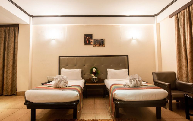 Polo Tura Hotel