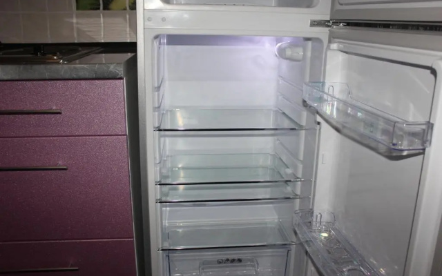 Elitnaja kvartira na naberezhnoj reki Irtysh