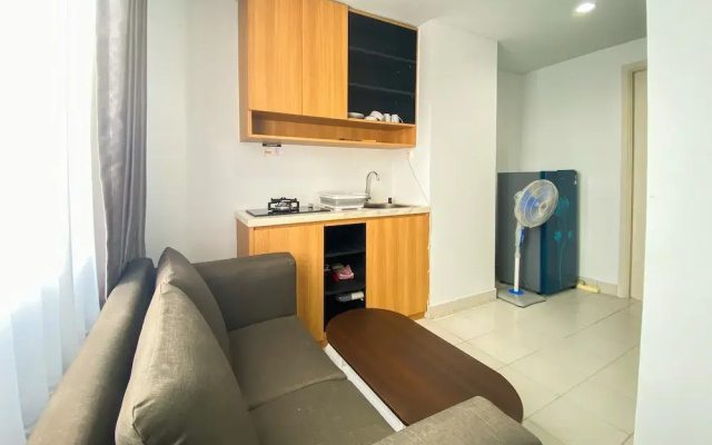 Comfort 1Br At Patraland Urbano Apartment