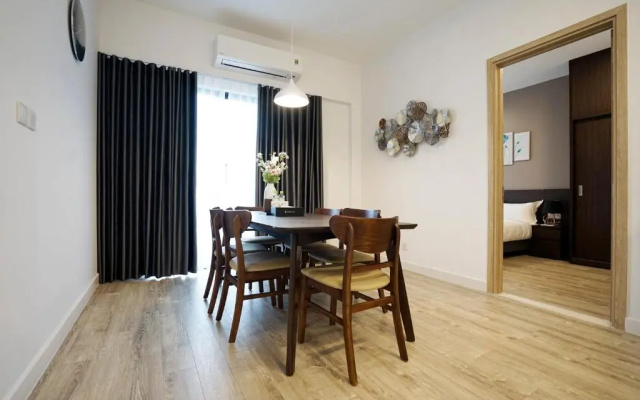 The First Stay Hotel