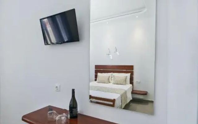 Petini's Place
