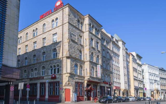 Апартаменты Old Town Apartments вид на фасад