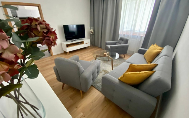Apartment Poruba/Garden View*Free Wifi