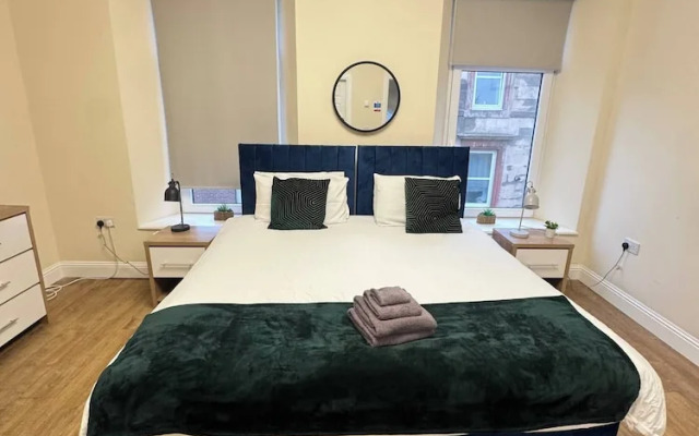 Room-216 High Street Abroath
