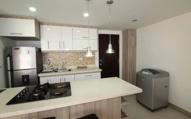Apartamento Estudio Con 3 Camas Poblado Piso Alto
