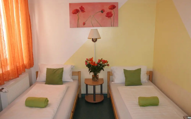 Vienna Westend City Hostel