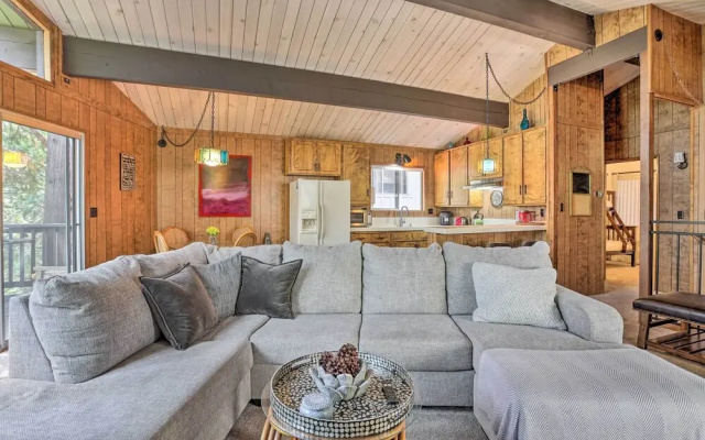 Lake Arrowhead Cabin w/ Mid-century Charm!