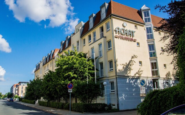 Отель ACHAT Premium Dresden вид на фасад