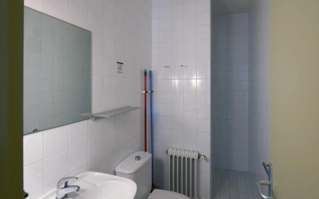 Apartamentos Montserrat Abat Marcet
