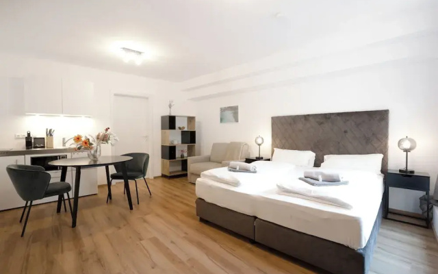 easy-flat Hauptplatz - City Center Apartments with a Kitchen