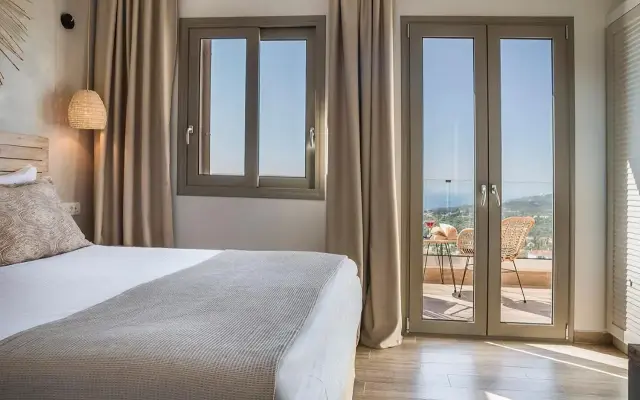 Diana Suites