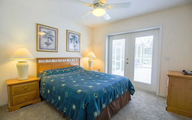 Spacious Modern Pool Home, Family & Golf Trips - 4727 4 Bedroom Home by RedAwning