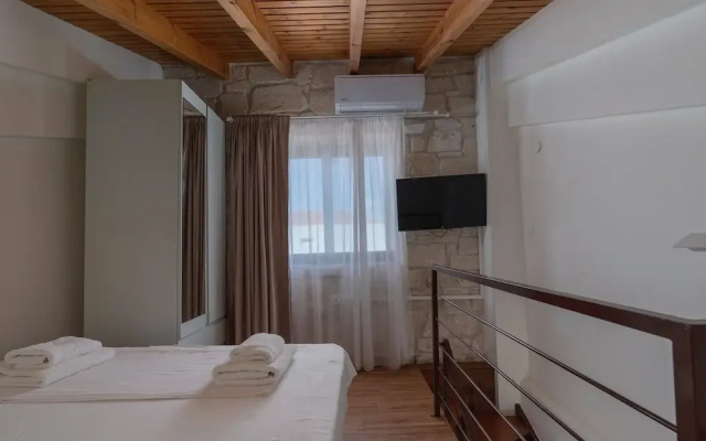 Delejo Resort & Suites